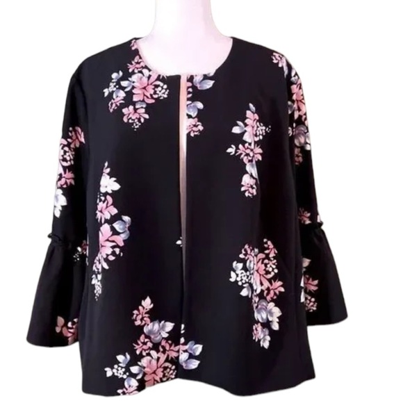 Lane Bryant 2 Piece Set Bell Sleeve Open Front Lightweight Summer Jacket & Top - Picture 2 of 13